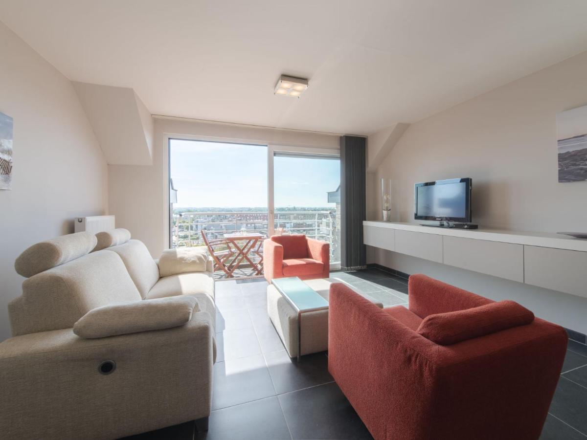 Apartment Skyview With Parking By Interhome Blankenberge Bagian luar foto